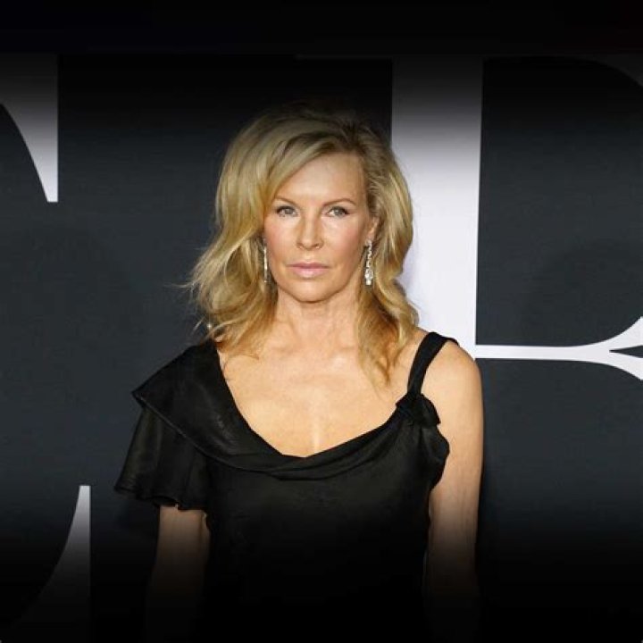 Holly Hunter: A Comprehensive Look at the Talented Actress's Career and Life